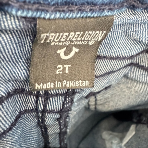 True Religion Geno Relaxed Slim Distressed Jeans Size 2T - Picture 5 of 6
